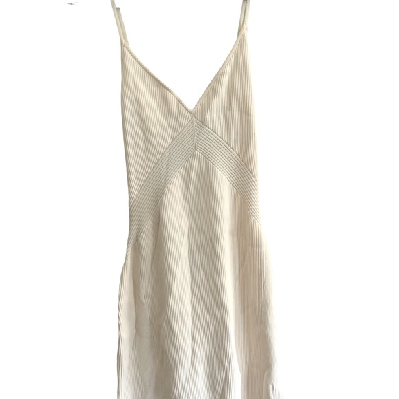 NEW RAG & BONE Asher Ribbed Midi Dress in Ivory size large - Picture 8 of 11